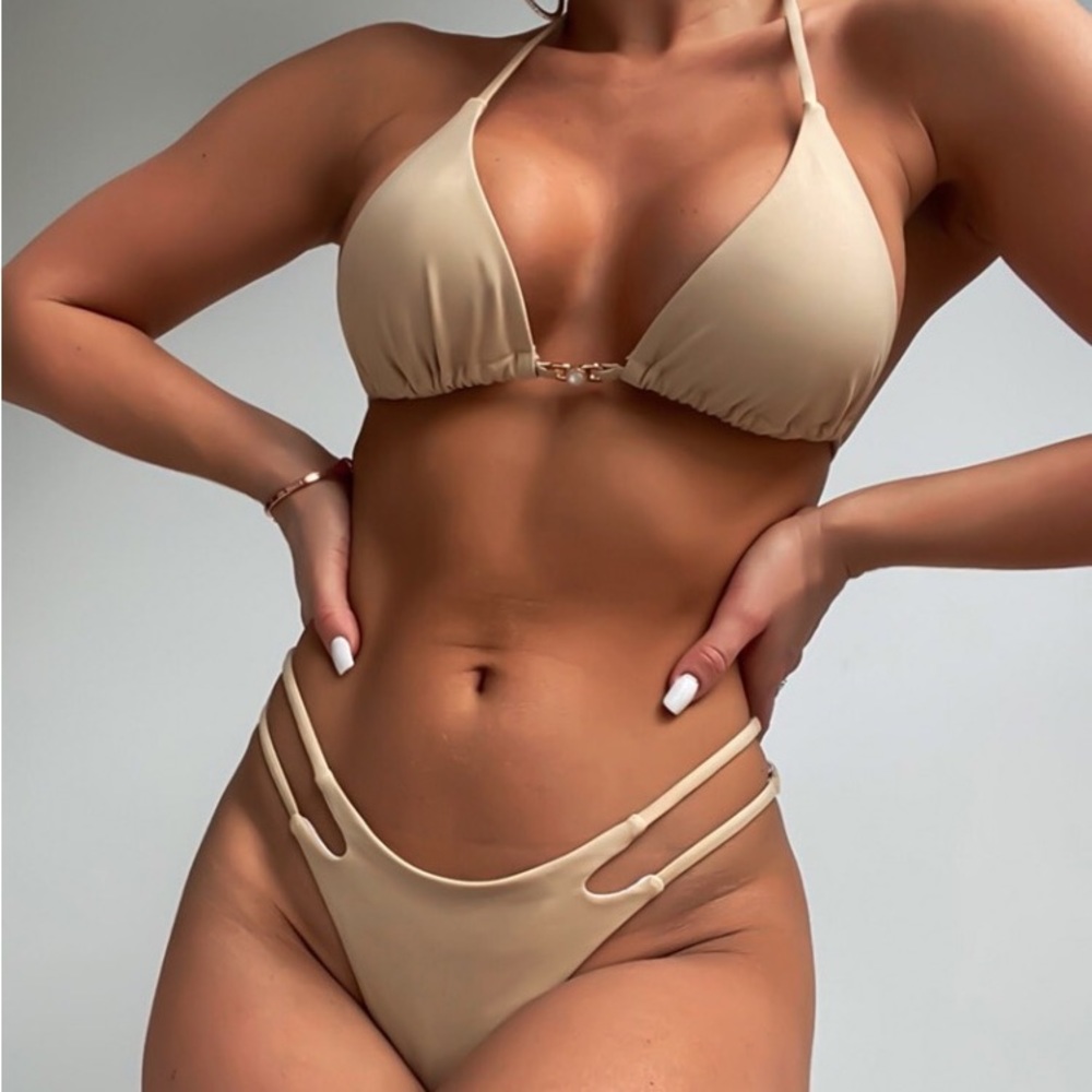 New Solid Backless Halter High Waist Bikini
